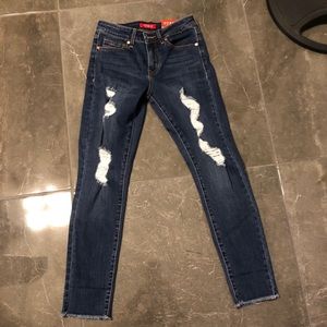 Brand new Guess jean!